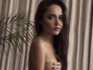 Tnia
