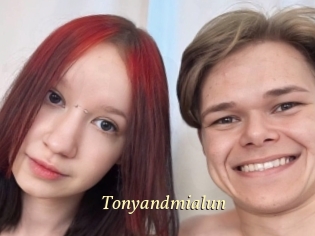 tonyandmialun Vidéo porno gratuite